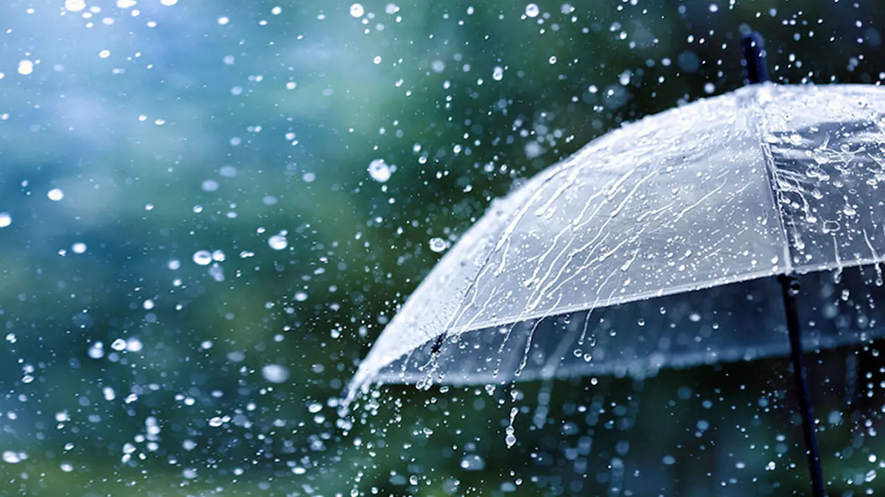 সব বিভাগেই বৃষ্টির আভাস, কমতে পারে তাপমাত্রা
