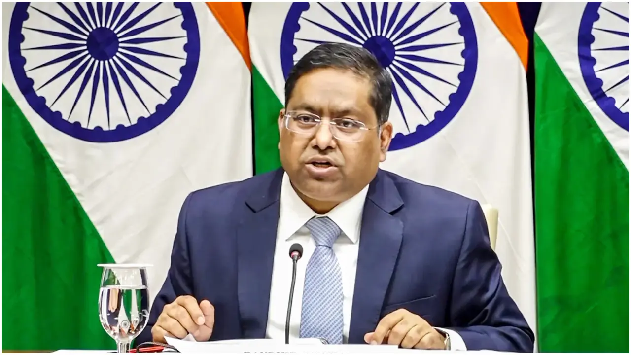 বাংলাদেশের সঙ্গে সুসম্পর্ক চায় ভারত: রণধীর জয়সওয়াল