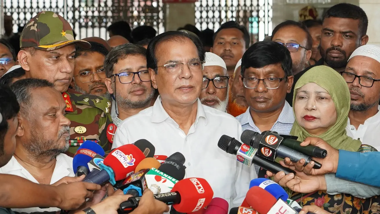 রমেক হাসপাতালে সেবার মানোন্নয়নে তদারকি জোরদার করা হচ্ছে : ত্রাণমন্ত্রী