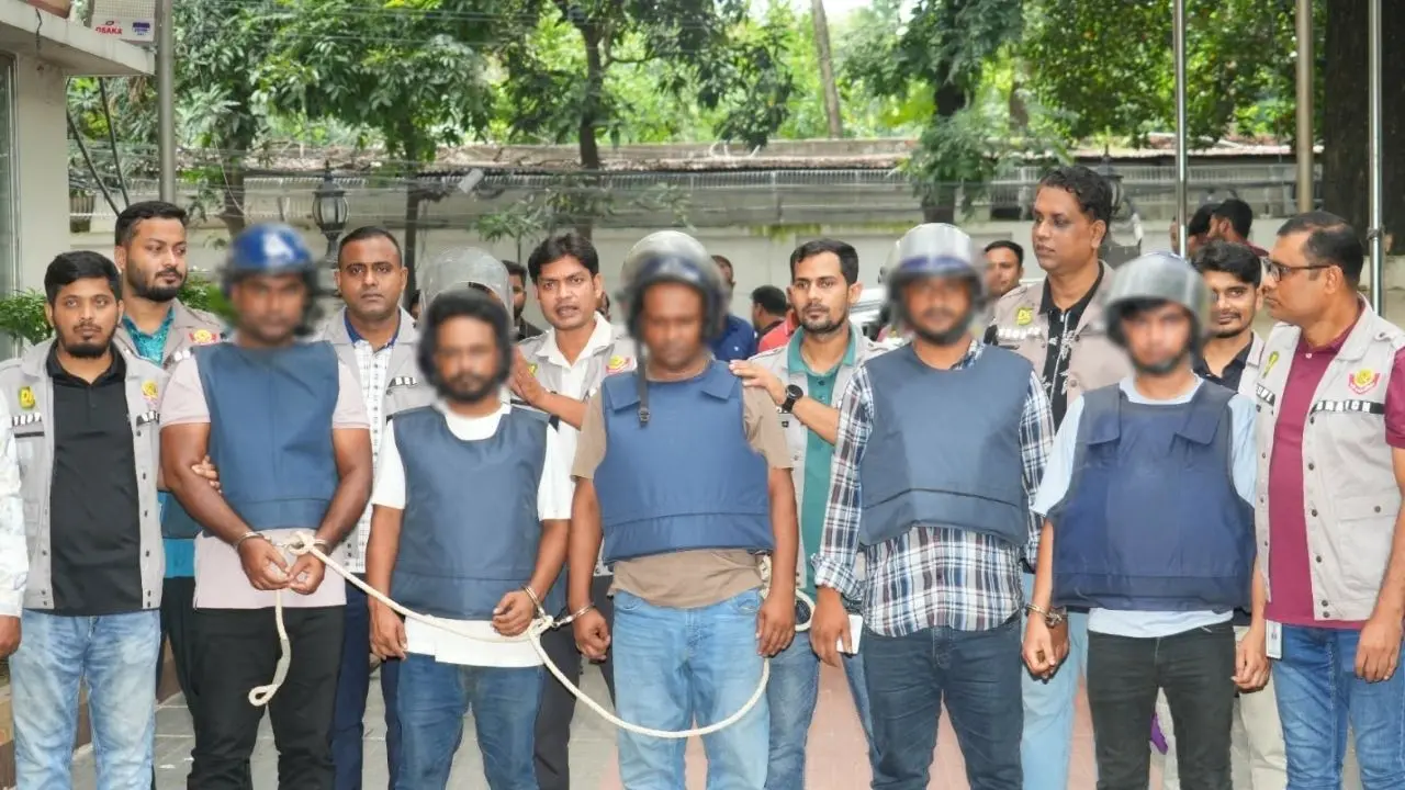 উত্তরায় সোয়া কোটি টাকা লুটে পেশাদার ছিনতাইকারী, অধরা মূলহোতা