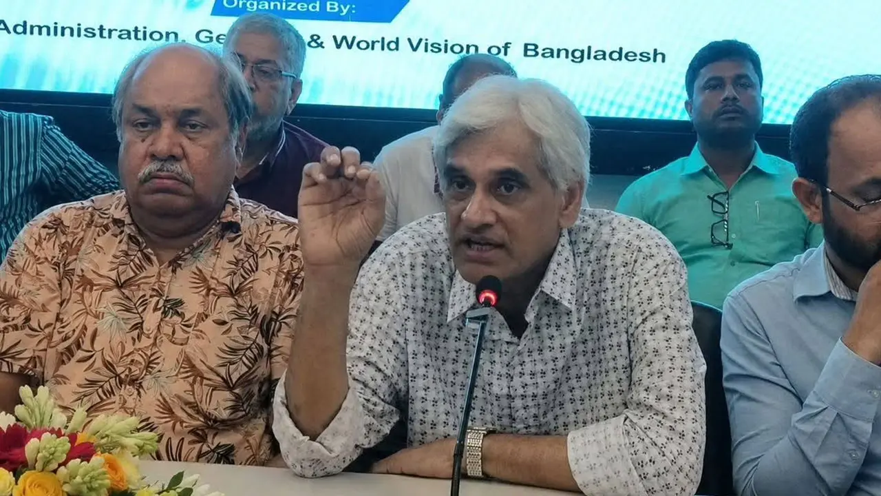অপতথ্যের যুগে বস্তুনিষ্ঠ ও নৈতিক সাংবাদিকতার বিকল্প নেই
