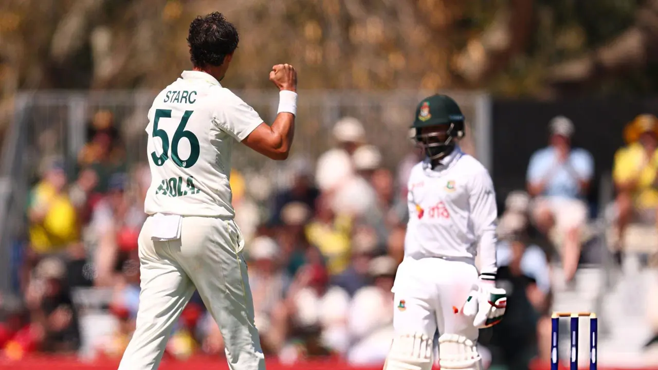 স্টার্কের তোপে পরপর দুই উইকেট হারাল বাংলাদেশ