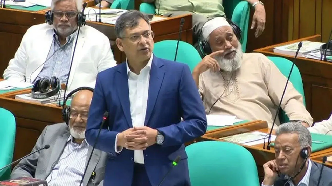 সংসদে বিরোধী দলের ওয়াকআউটকে বাহানা ও পরিকল্পিত বললেন স্বরাষ্ট্রমন্ত্রী