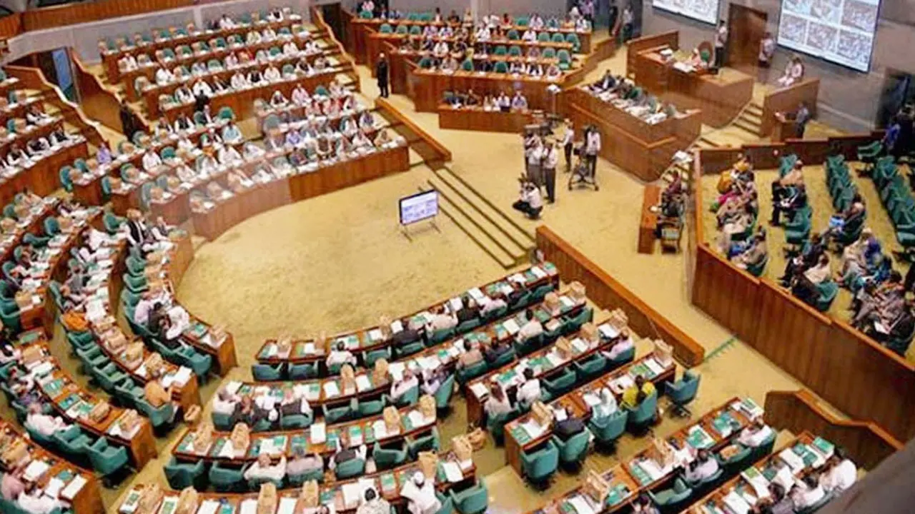 ত্রয়োদশ জাতীয় সংসদের তৃতীয় অধিবেশন শুরু