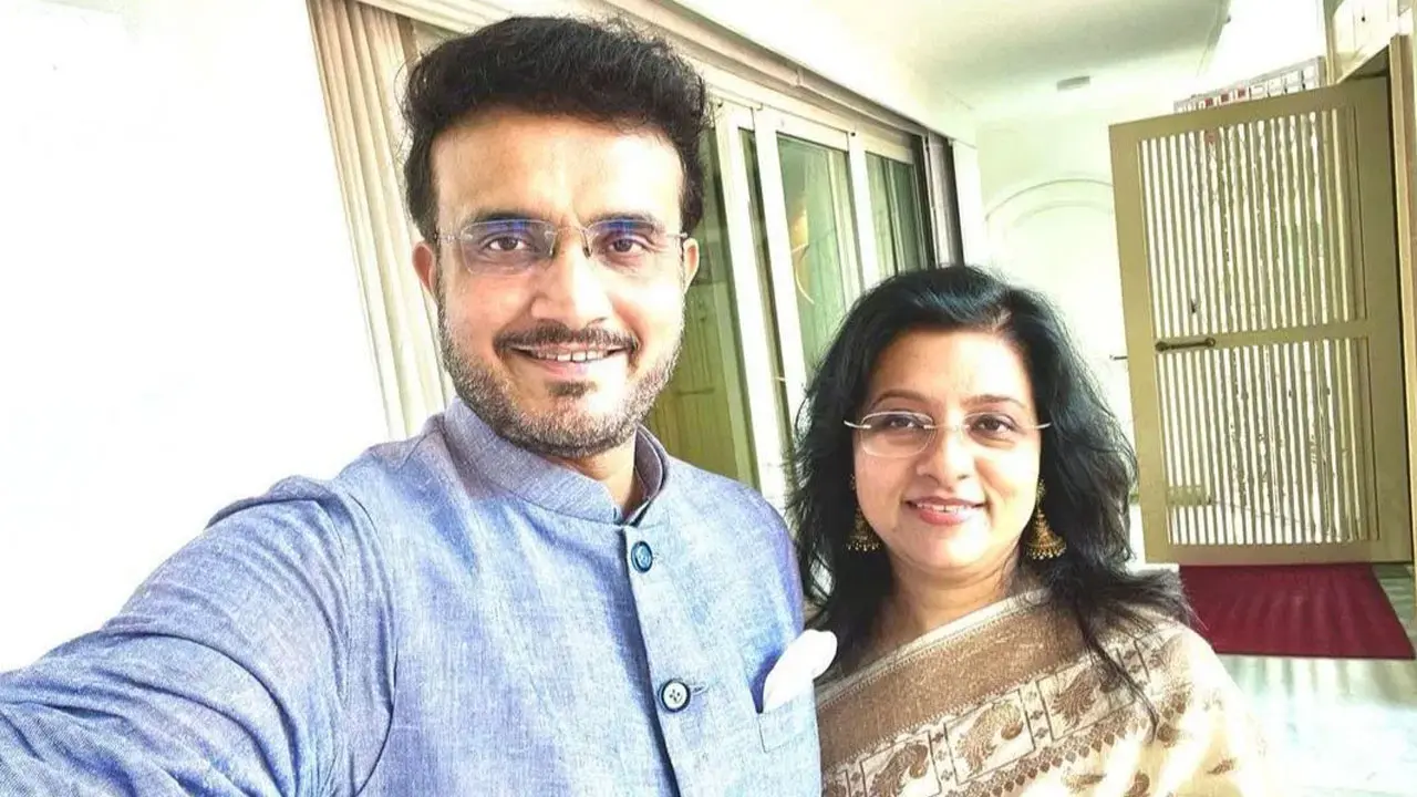 সৌরভ গাঙ্গুলি ও তার স্ত্রীকে প্রাণনাশের হুমকি