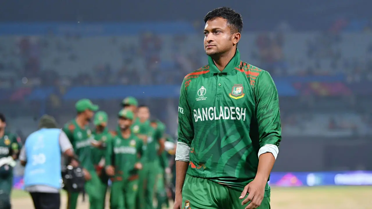 বাড়িতে হামলা, মামলা, অ্যাকাউন্ট জব্দ, দেশে ফেরা নিয়ে যা বললেন সাকিব