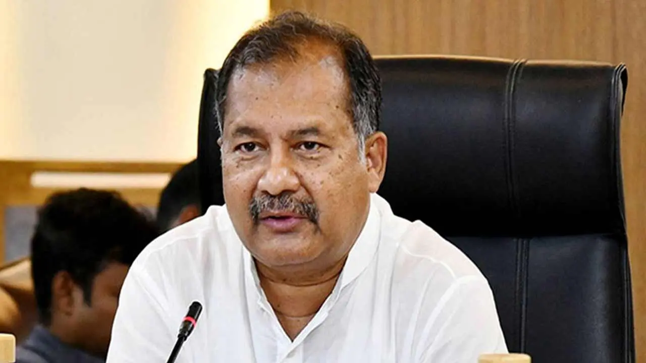ভারতের সঙ্গে সম্পর্ক উন্নয়নে সরকার কাজ করছে : তথ্যমন্ত্রী