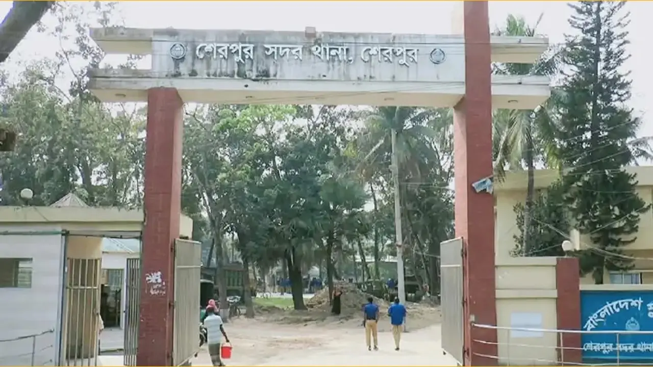 ভাত রান্না করে আর খাওয়া হলো না, কুকারে বিদ্যুৎস্পৃষ্টে গৃহিণীর মৃত্যু