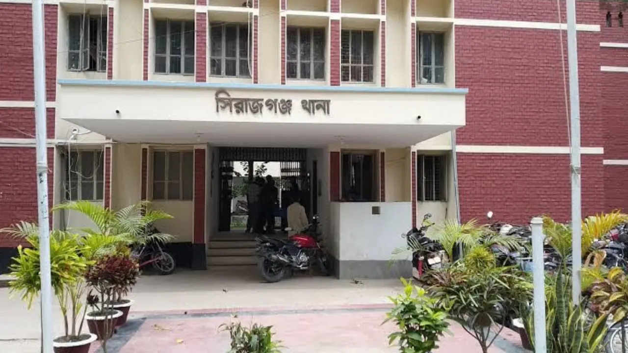 সিরাজগঞ্জে ইকোপার্কের গোলঘরে মিলল বৃদ্ধের মরদেহ