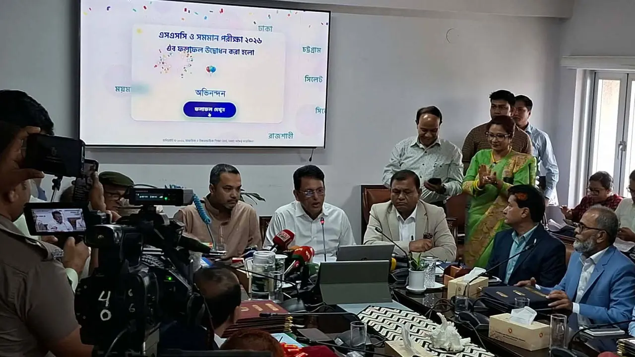 ফেল করা শিক্ষার্থীদেরদের খাতা পুনঃপরীক্ষণের বিষয়ে যা বললেন শিক্ষামন্ত্রী