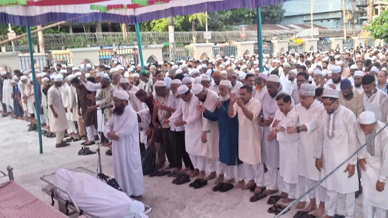 সিলেটে ৩ খুনের ঘটনায়, স্বামী-স্ত্রীর দাফন সম্পন্ন