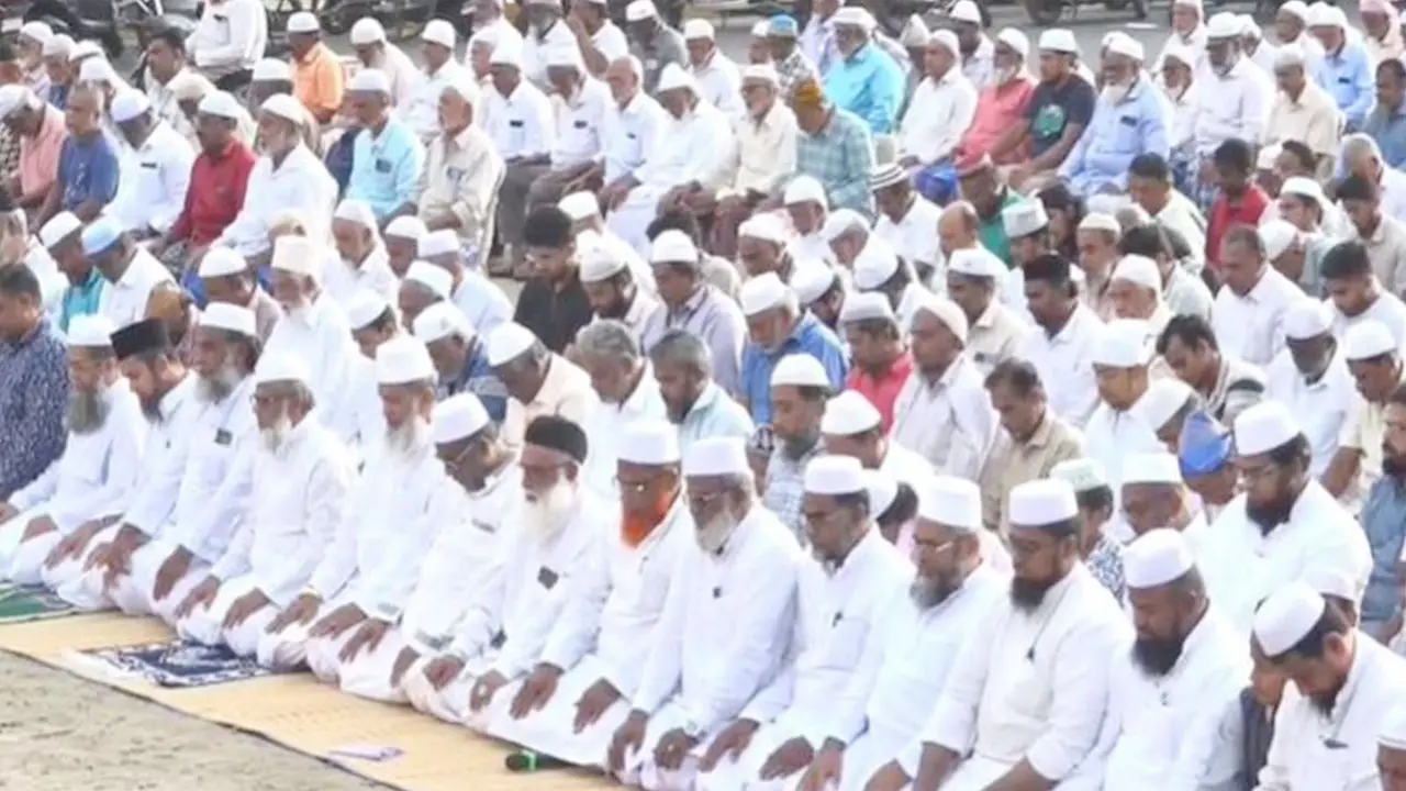 তামিলনাড়ৃতে বৃষ্টির জন্য মুসল্লিদের বিশেষ মোনাজাত