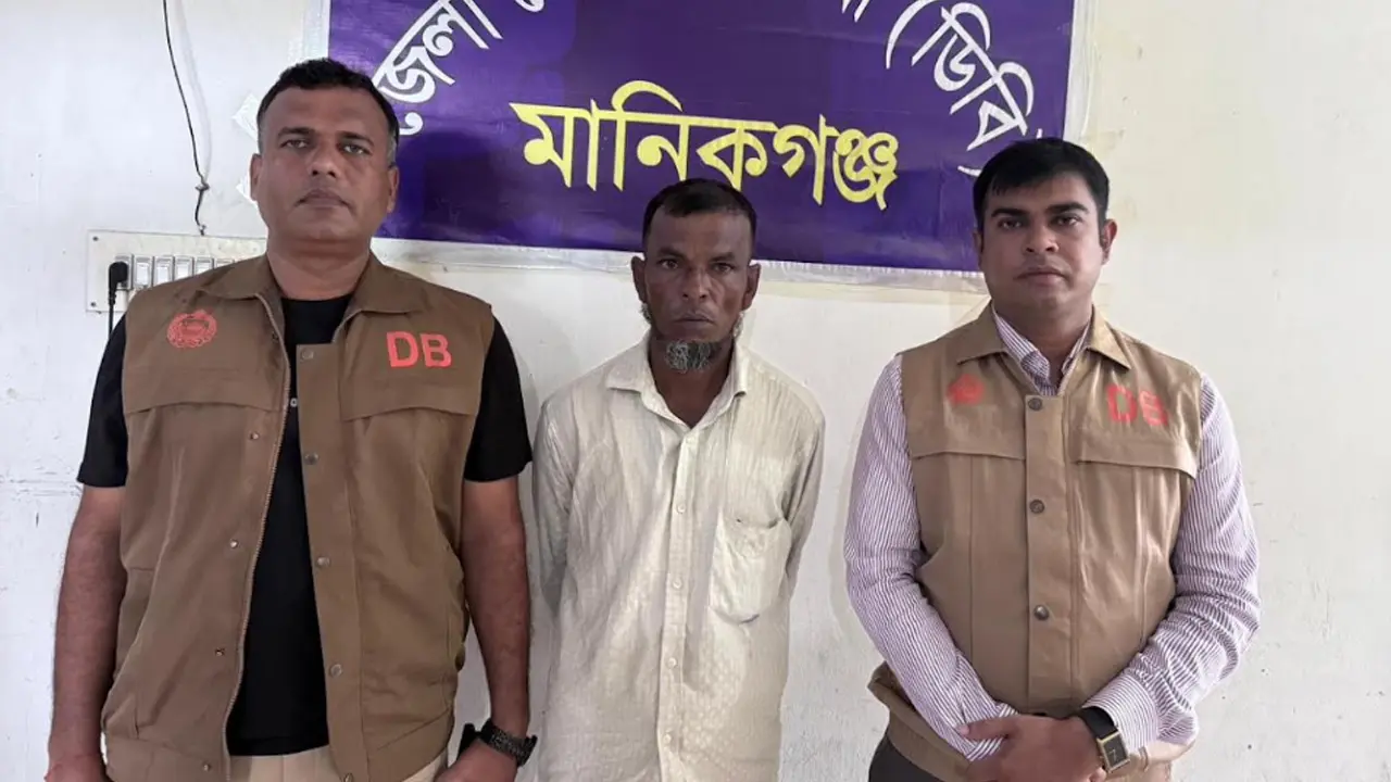 পরকীয়া সম্পর্কের টানাপোড়েনে বৃদ্ধাকে হত্যা, প্রধান আসামি গ্রেপ্তার
