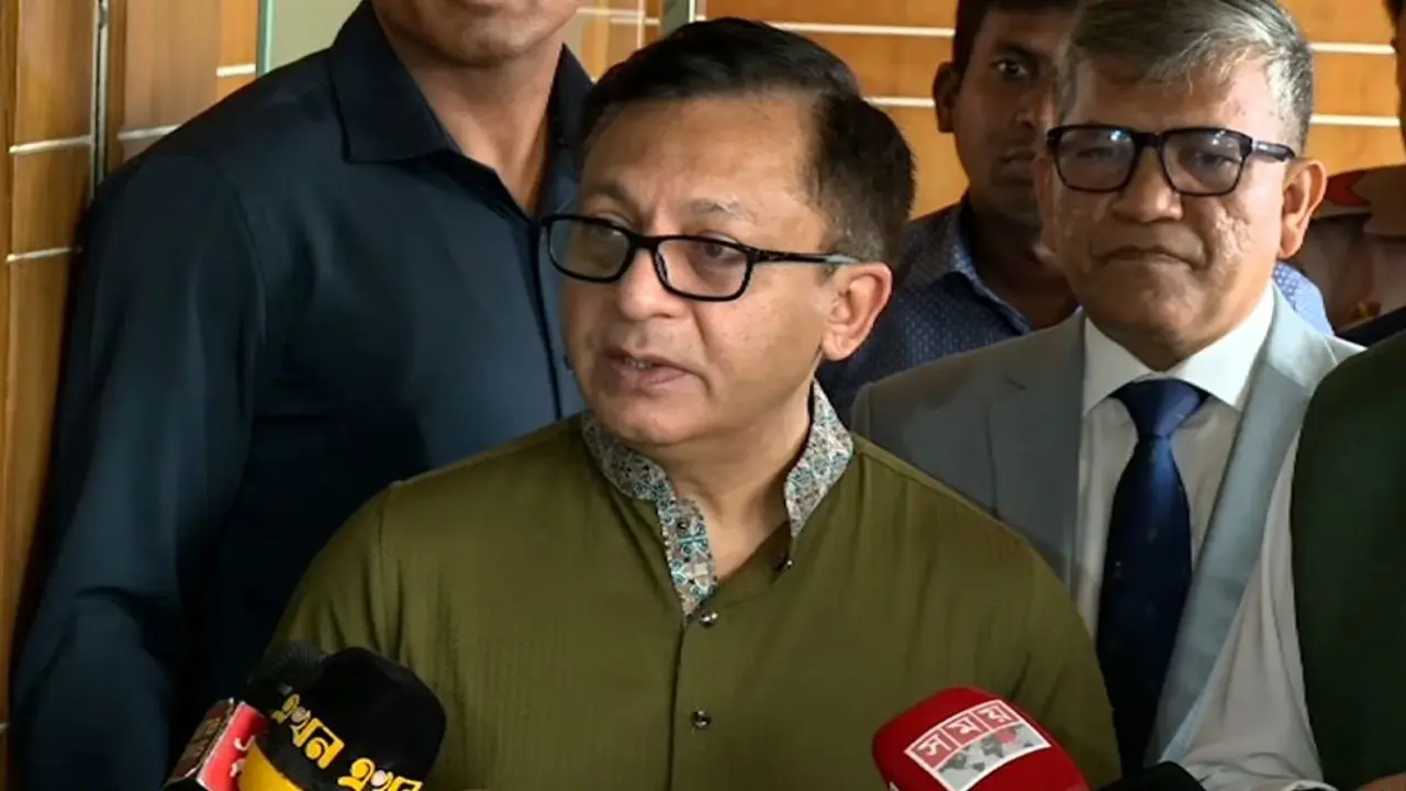 বাংলাদেশ-ভারত দ্বিপক্ষীয় বাণিজ্য বর্তমানে ১২ বিলিয়ন ডলারের : মন্ত্রী