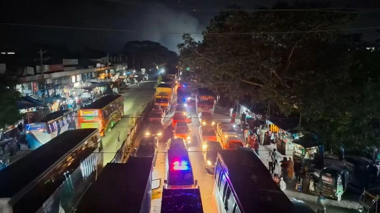 ঢাকা-চট্টগ্রাম মহাসড়কে ৪০ কিলোমিটার যানজট