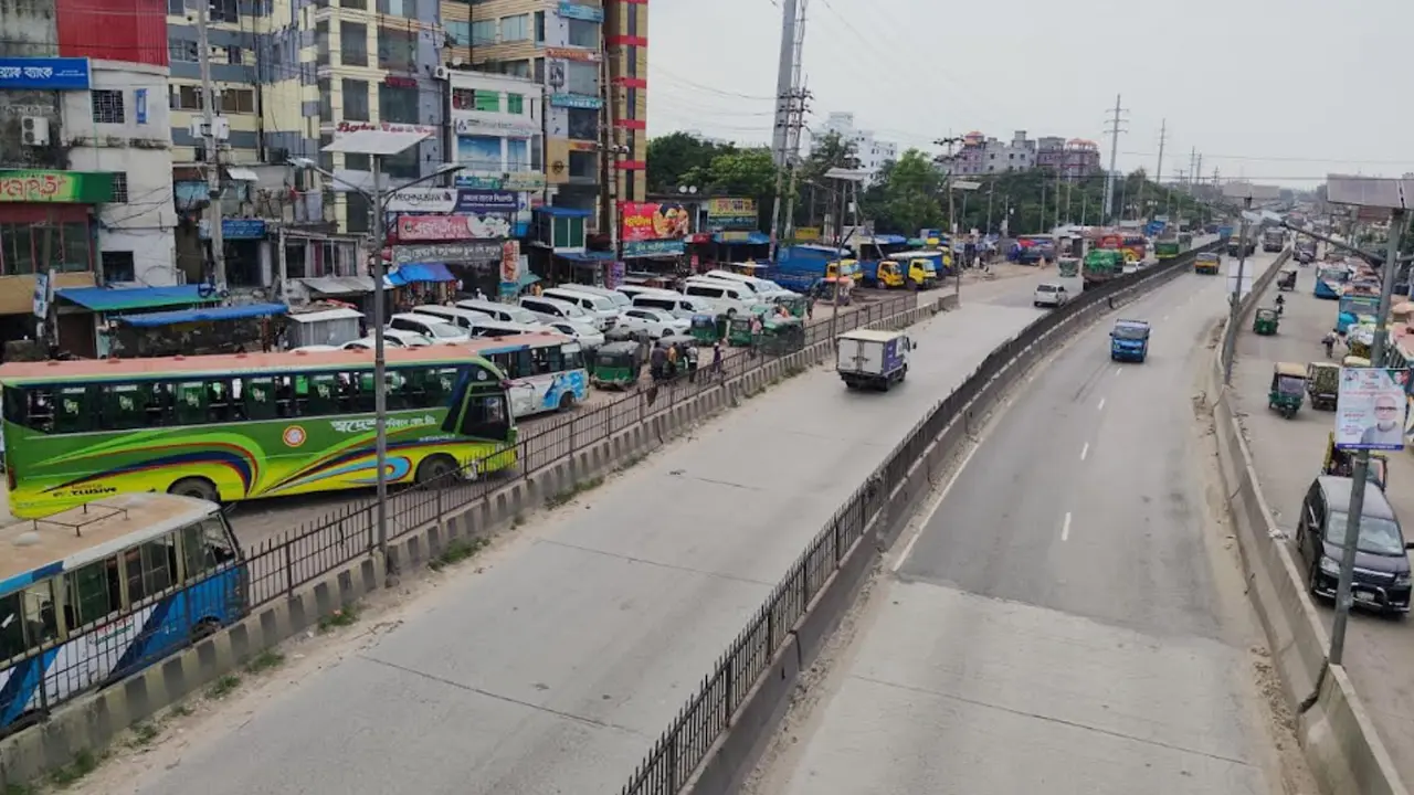 ঢাকা-চট্টগ্রাম মহাসড়কে ২ ঘণ্টা পর যান চলাচল স্বাভাবিক