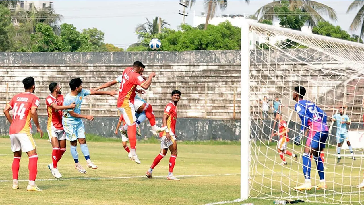 ফিফা নিষেধাজ্ঞায় থাকা আবাহনী-কিংস খেলতে পারবে?