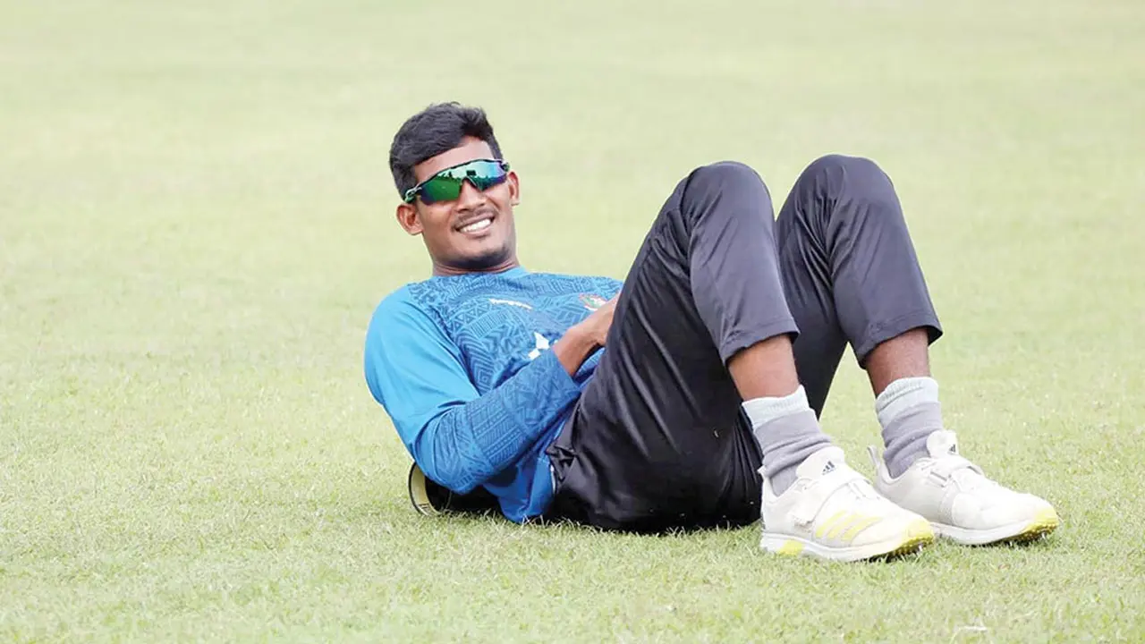 মুশফিকের চমক দেখার অপেক্ষায় কোচ আলমগীর