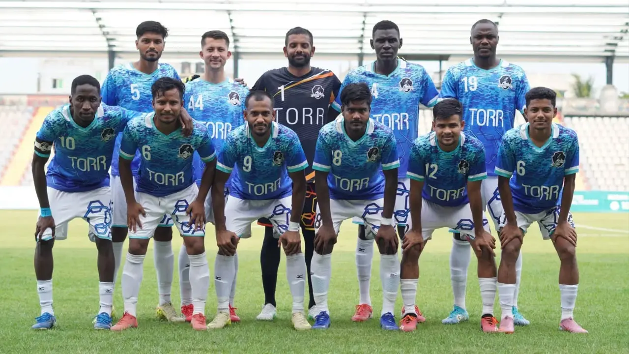 গরমের মধ্যে খেলে বাড়তি সুবিধা নিয়ে চায় বাংলাদেশি ক্লাব