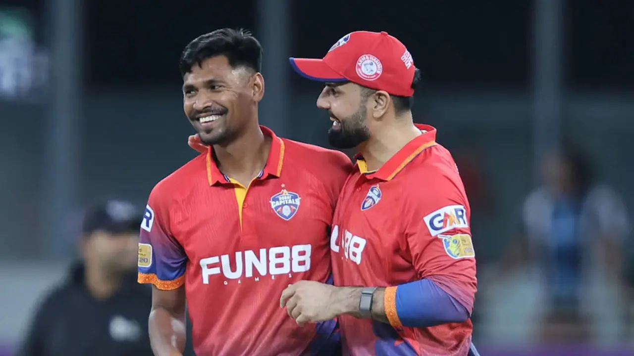 মুস্তাফিজকে ধরে রাখলো ক্যাপিটালস