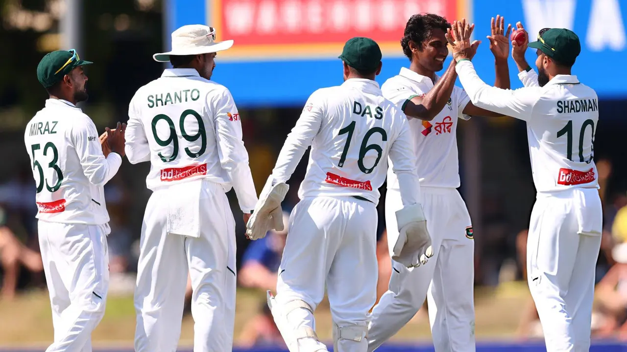 দুইশর আগেই অস্ট্রেলিয়াকে অলআউট করল বাংলাদেশ