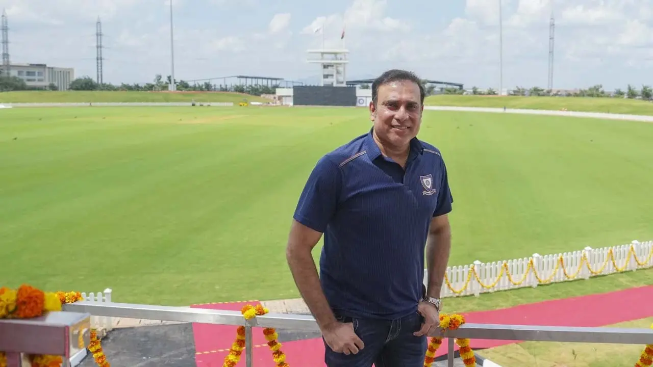 ভারতের কোচ হওয়ার প্রস্তাব যে কারণে ফিরিয়ে দেন লক্ষ্মণ