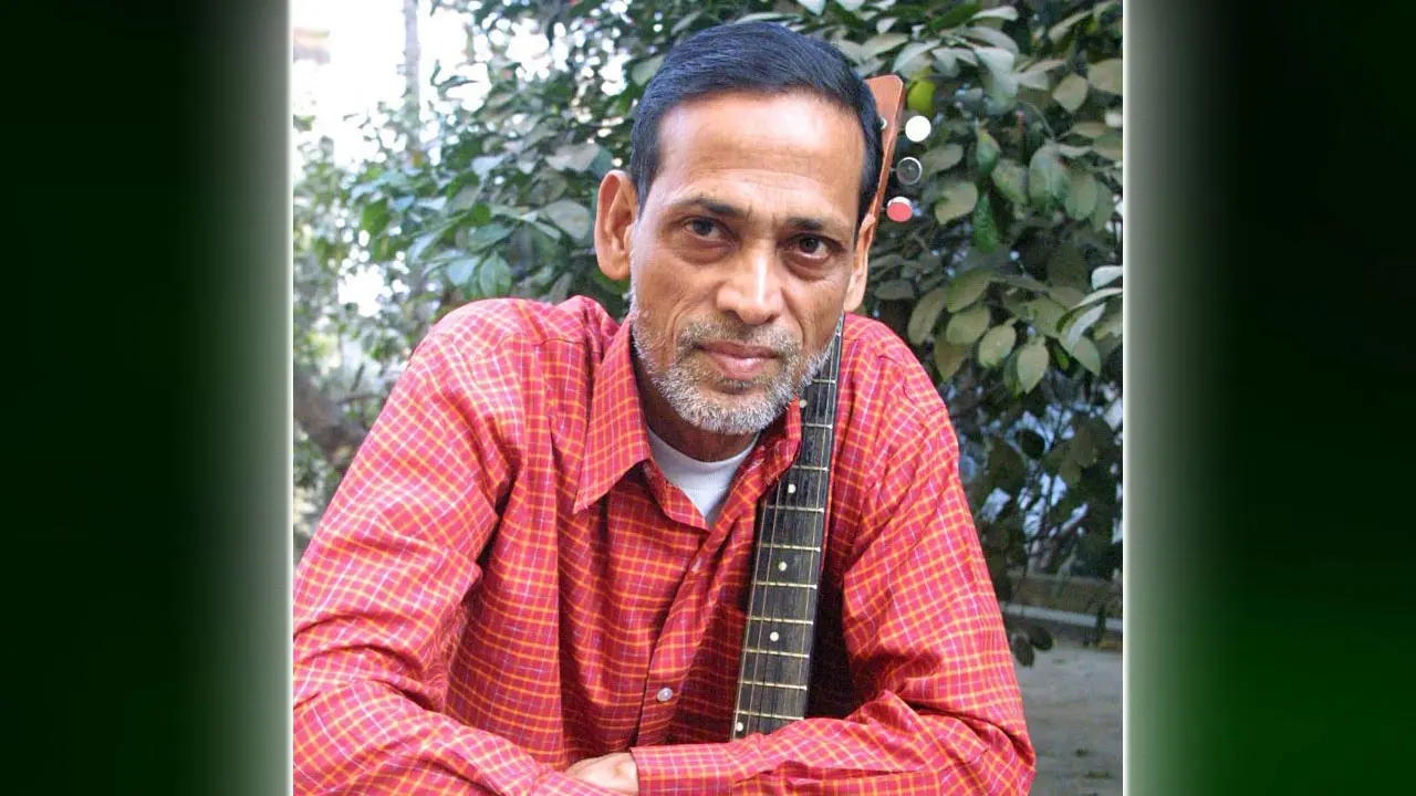 গান দিয়ে তারুণ্যে আধুনিকতা আনতে চেয়েছিলেন আজম খান