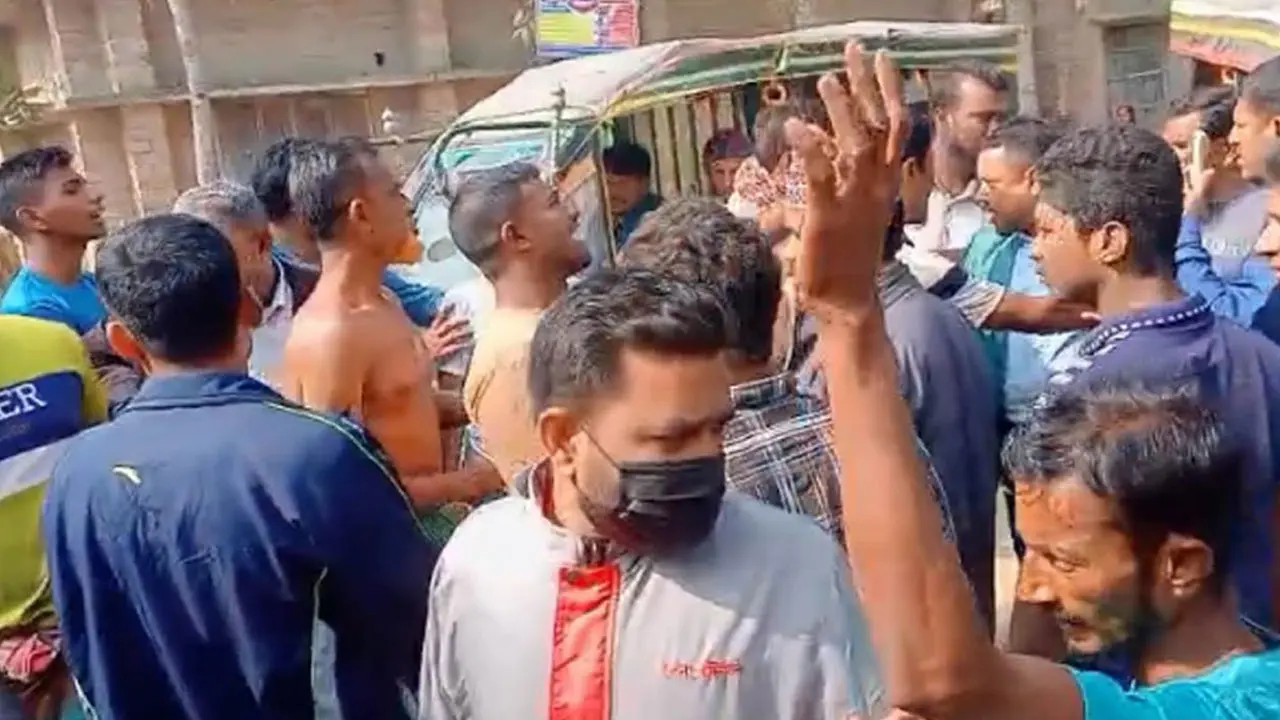 ঝিকরগাছায় বিএনপি-জামায়াত সমর্থকদের মধ্যে সংঘর্ষ, পাল্টাপাল্টি অভিযোগ