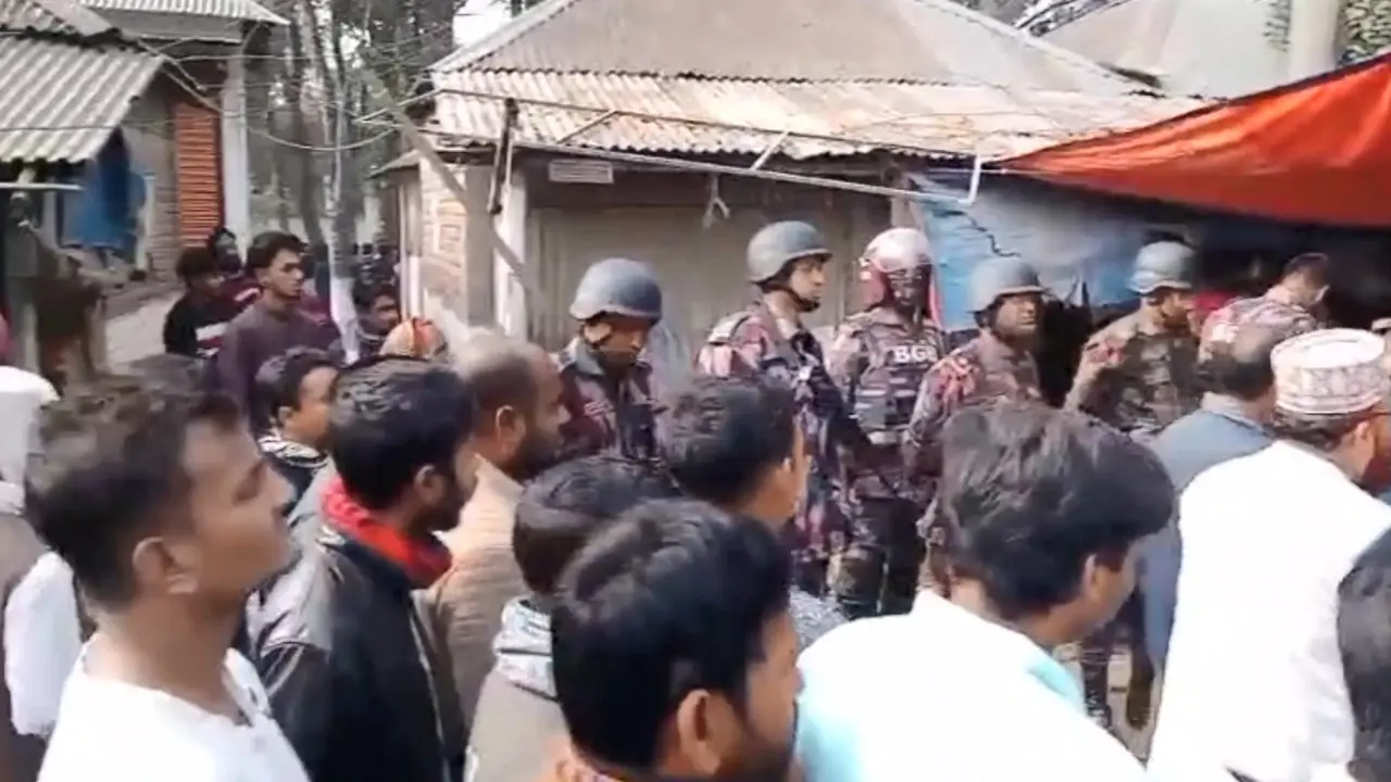 কুষ্টিয়ায় ভোট চাওয়া নিয়ে জামায়াত-বিএনপির সংঘর্ষ, আহত ৭