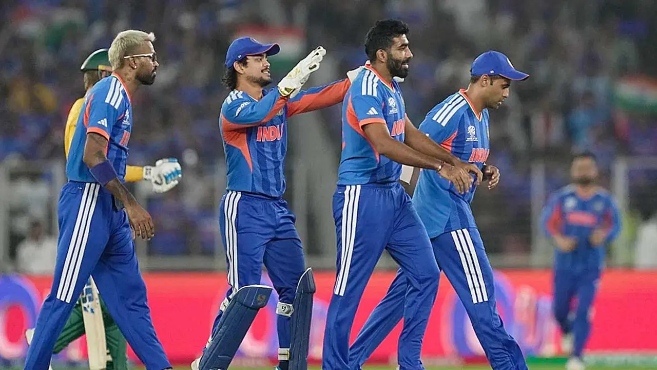 ‘রোহিত এভাবে বুমরাহকে ব্যবহার করতো না’