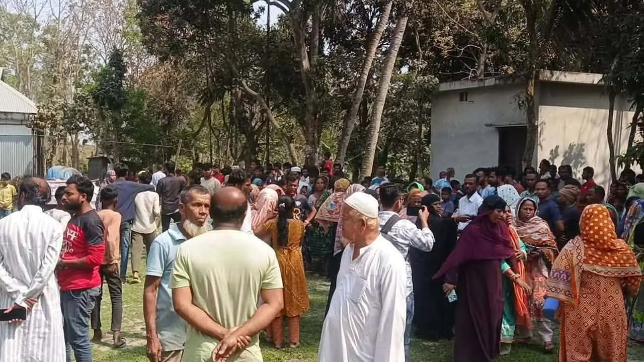 চাঁদপুরে বৃদ্ধাকে হত্যা, পুত্রবধূকে হাত-পা বাঁধা অবস্থায় উদ্ধার