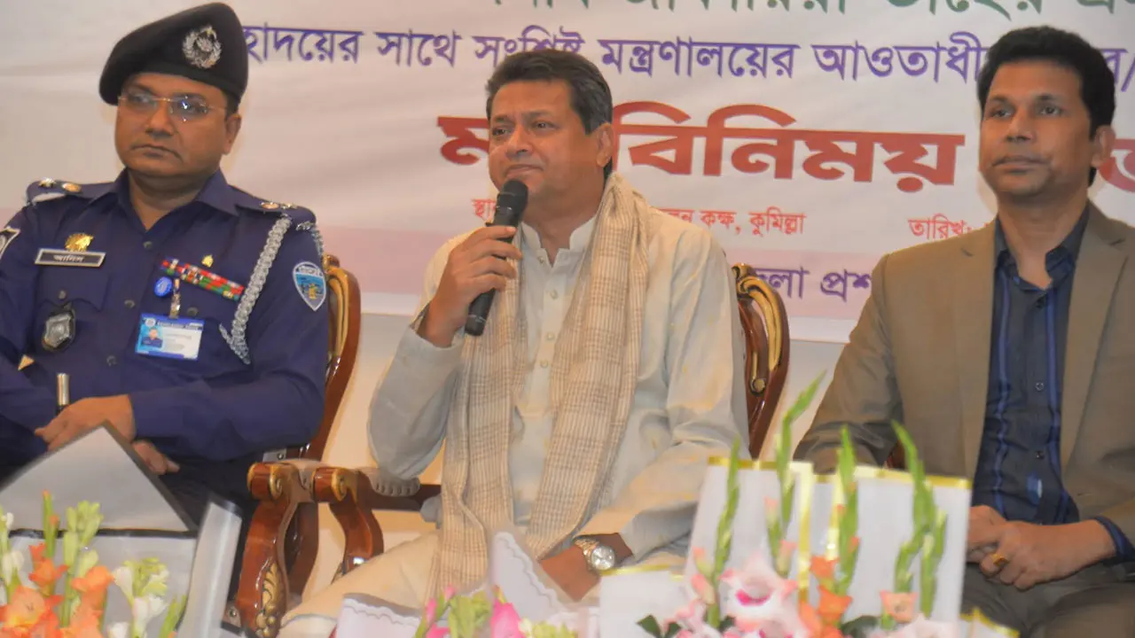 আইনের বাইরে গিয়ে কেউ স্থাপনা নির্মাণ করতে পারবে না : গণপূর্তমন্ত্রী