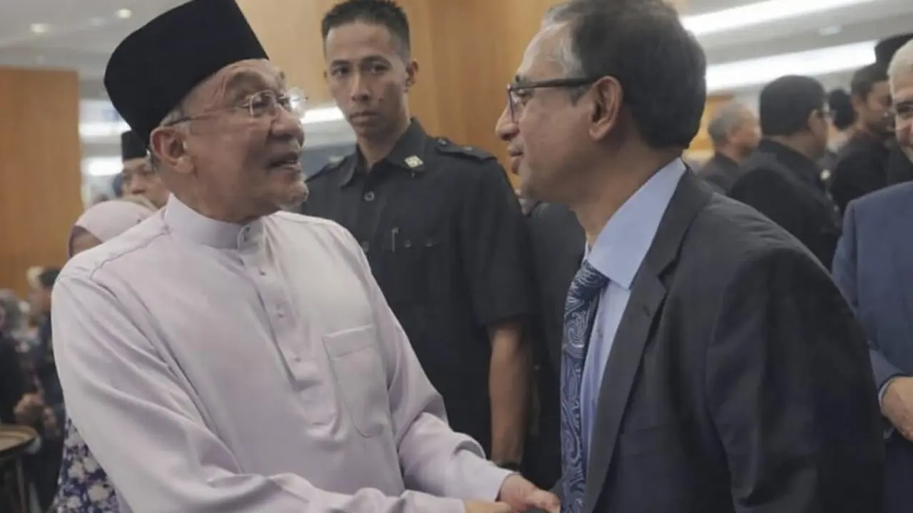 মালয়েশিয়ার প্রধানমন্ত্রীর সঙ্গে বাংলাদেশের হাইকমিশনারের সাক্ষাৎ