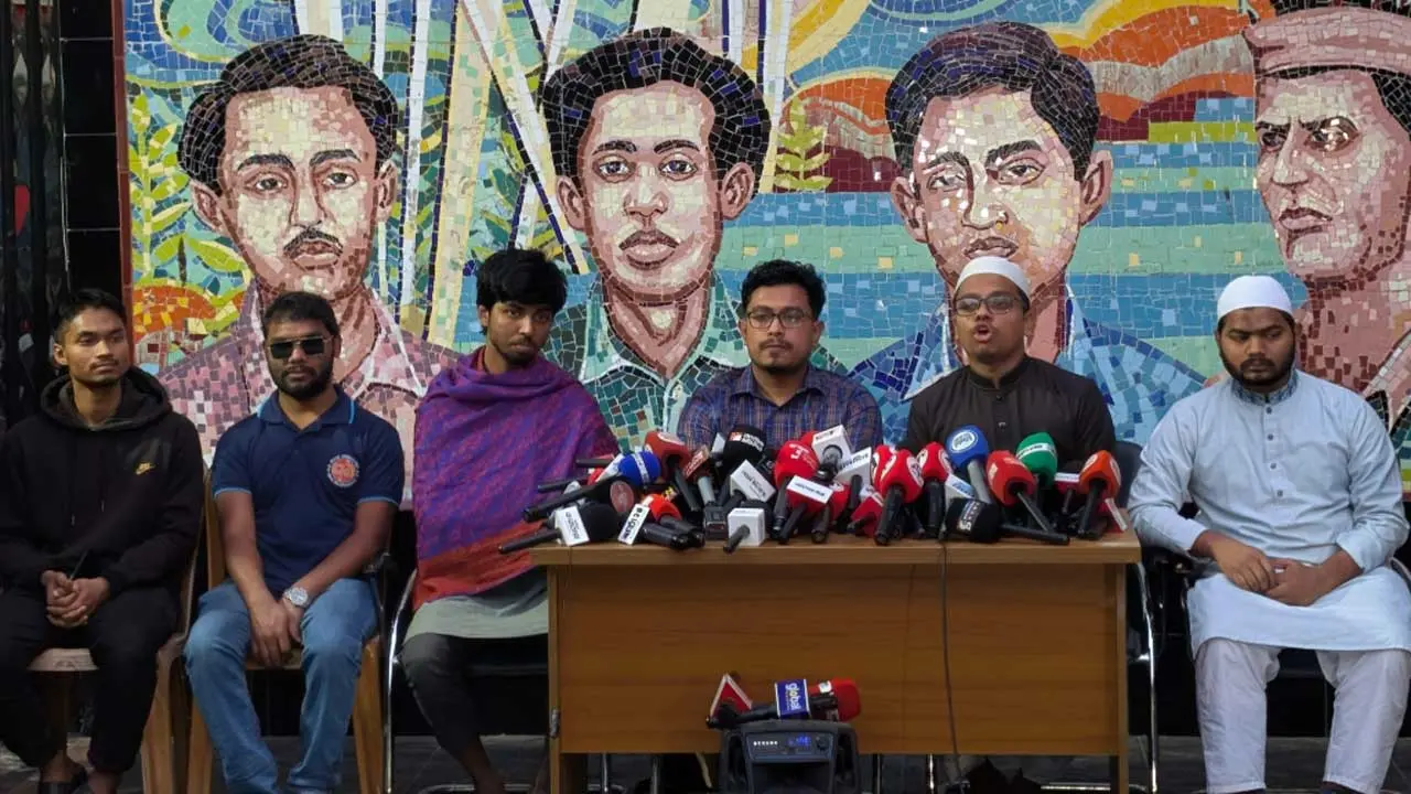 নির্বাচন পরবর্তী সহিংসতা ও হামলার প্রতিবাদে ডাকসুর সংবাদ সম্মেলন