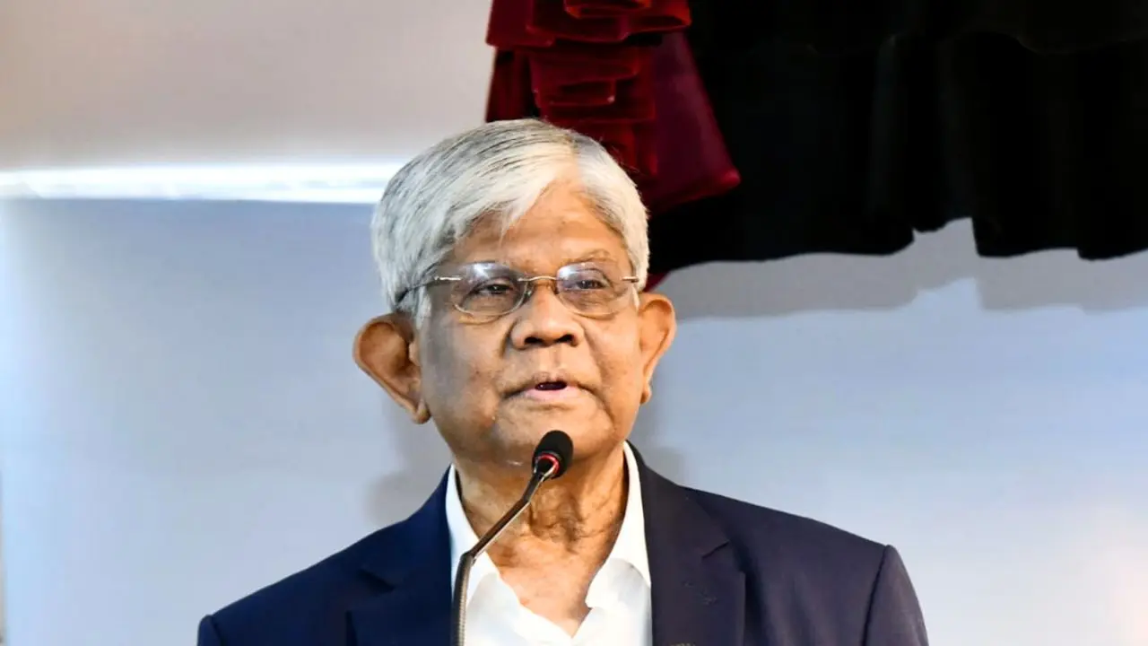 টিআইবির লোকজনের ভালো দৃষ্টি নেই : অর্থ উপদেষ্টা
