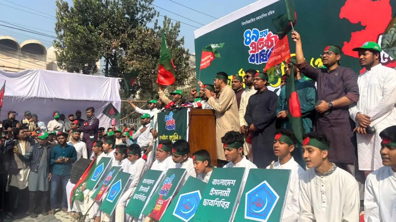 কোনো ট্রাম্প কার্ড খেলে শিবিরকে আটকে রাখতে পারবে না