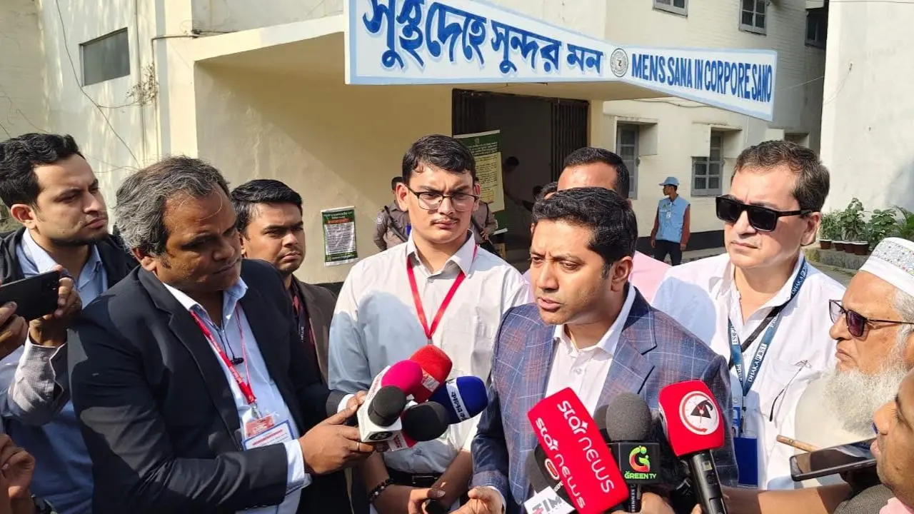 কেন্দ্রে তালিকার অমিল, ভোটারদের ভোগান্তির অভিযোগ ববি হাজ্জাজের