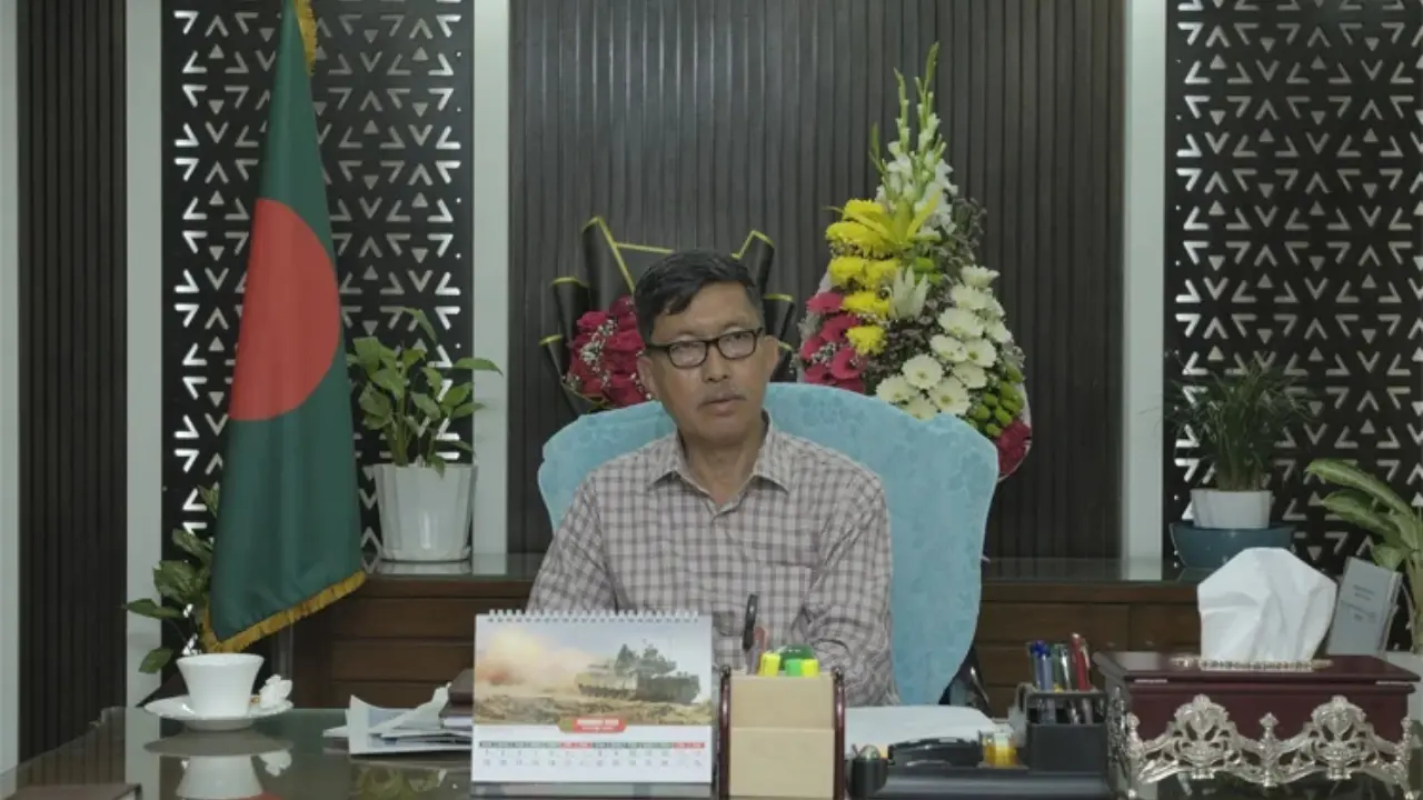 বান্দরবানের লামা থেকে ফ্যামিলি কার্ড বিতরণ শুরু হবে