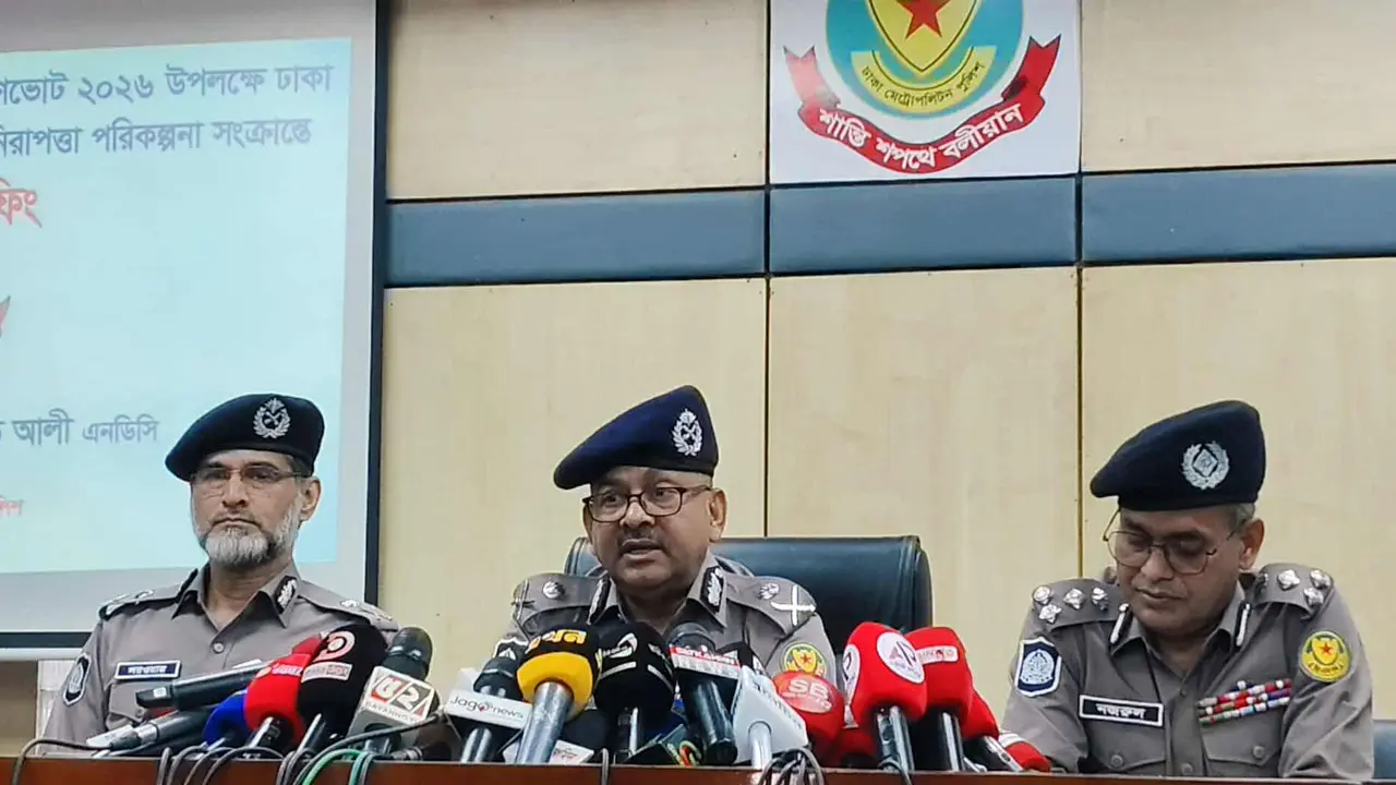 যে কারণে ডেইলি স্টার-প্রথম আলোতে হামলার সময় যেতে পারেনি পুলিশ