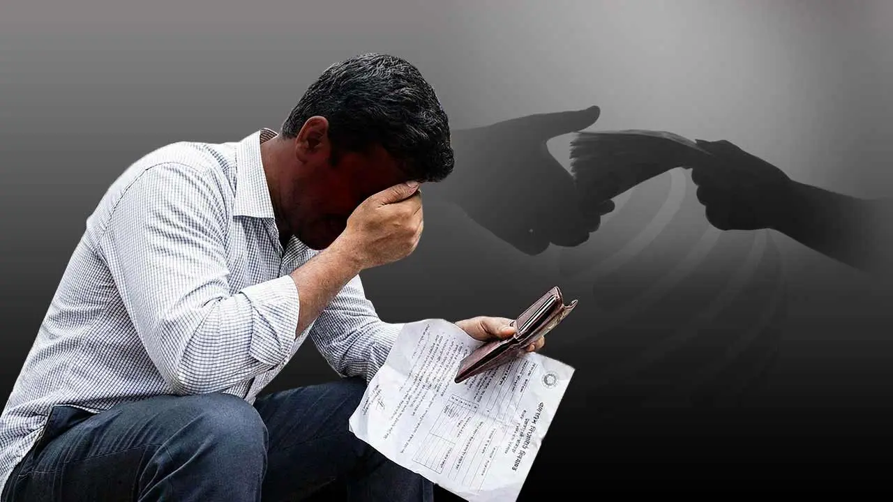 দুই লাখ টাকা ঘুষ চাওয়ায় চাকরি হারালেন ইসি কর্মকর্তা মাহফুজুর