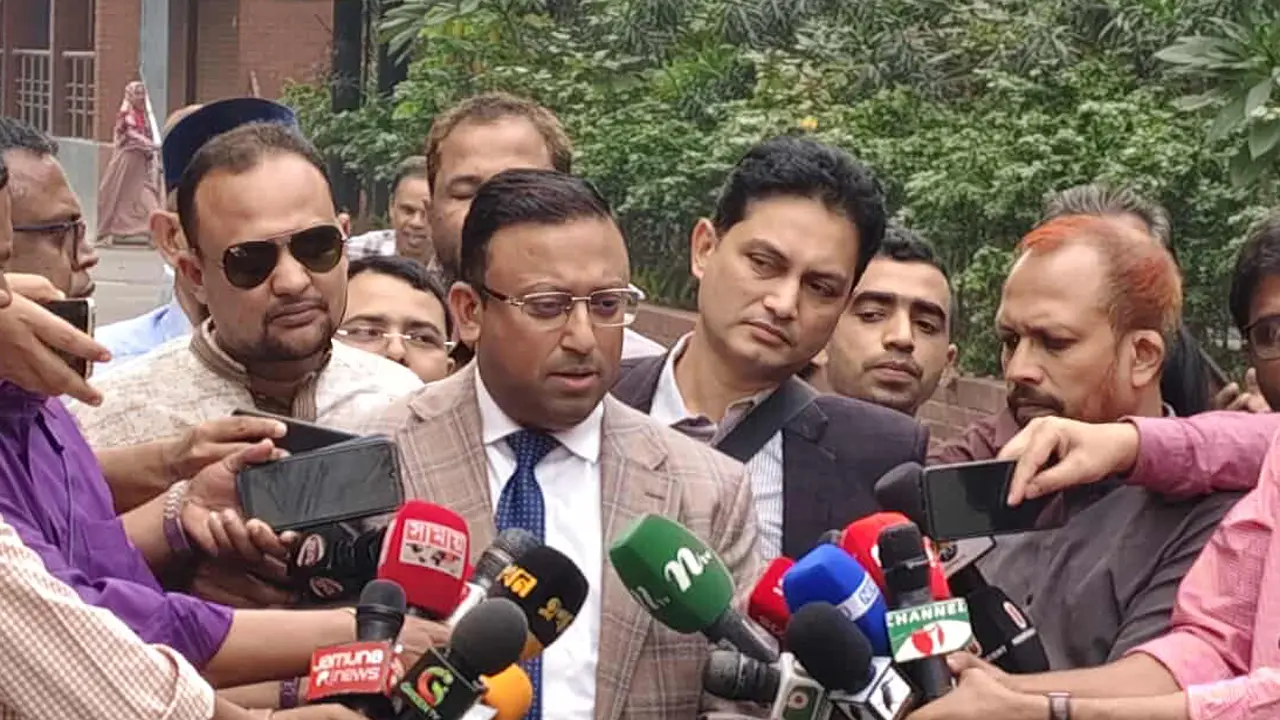 তারেক রহমানকে চীন সফরের আমন্ত্রণ জানানো হয়েছে : হুমায়ুন কবির