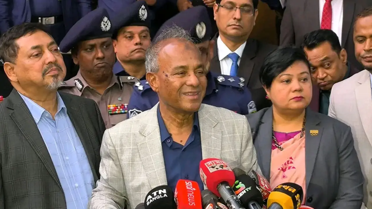 এবার কেন্দ্র দখল হলে কেউ ছাড় পাবে না : স্বরাষ্ট্র উপদেষ্টা
