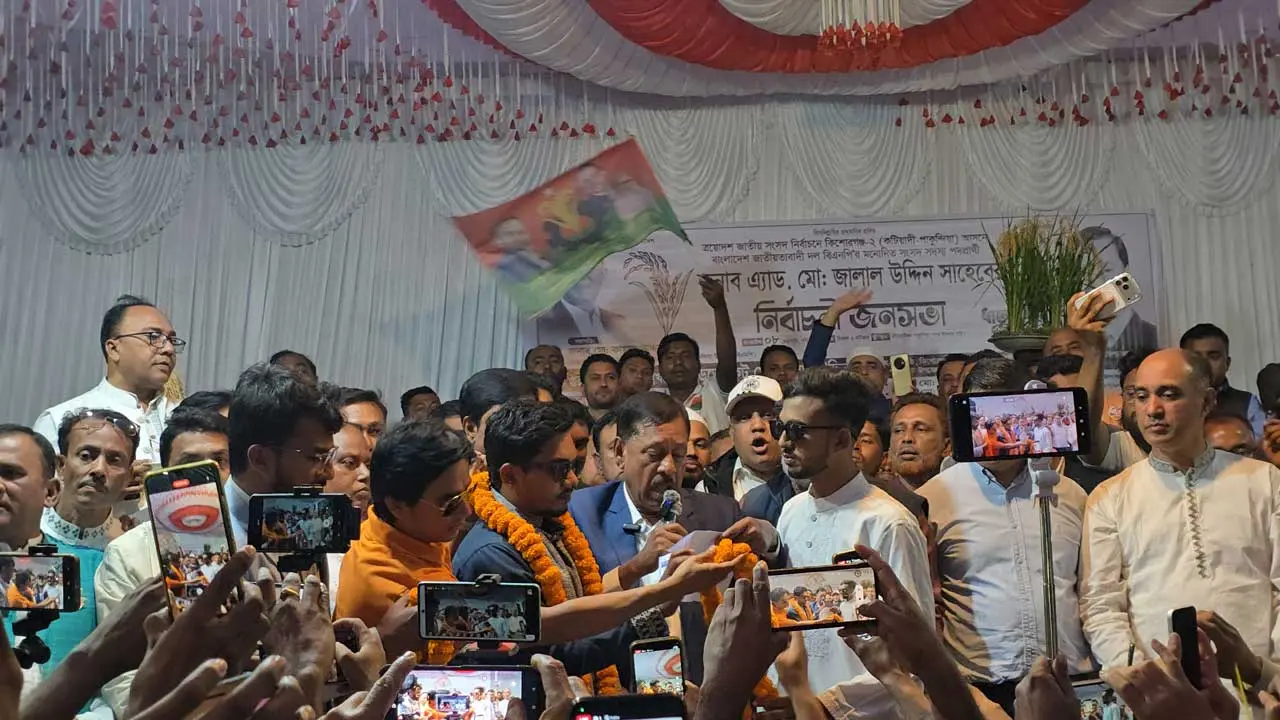ছাত্রদলে যোগ দিলেন বৈষম্যবিরোধী ছাত্র আন্দোলনের শতাধিক নেতাকর্মী