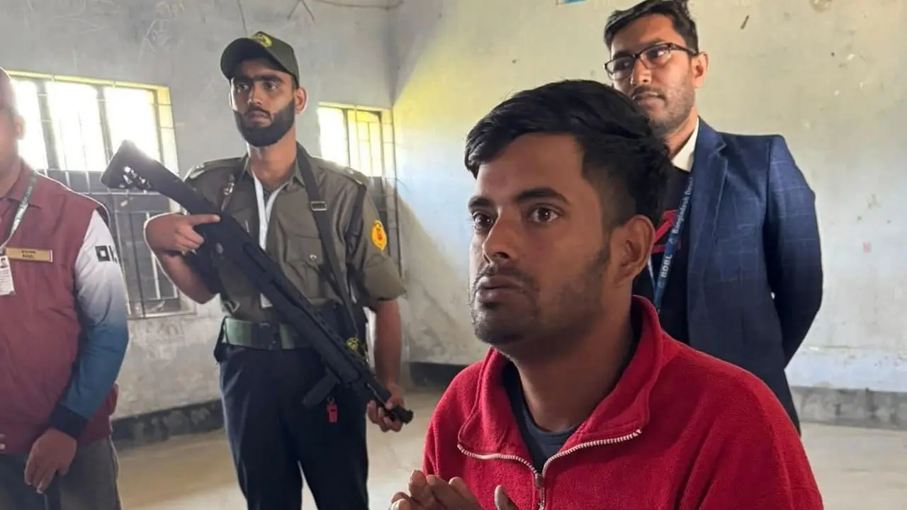 কুষ্টিয়ায় ব্যালট পেপার নিয়ে কেন্দ্রত্যাগের চেষ্টা, যুবকের কারাদণ্ড