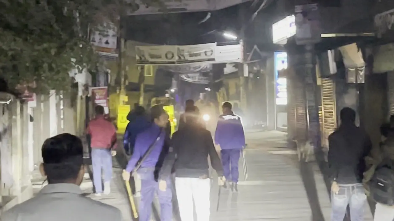 কুষ্টিয়ায় বিএনপির দুই গ্রুপের ধাওয়া-পাল্টা ধাওয়া