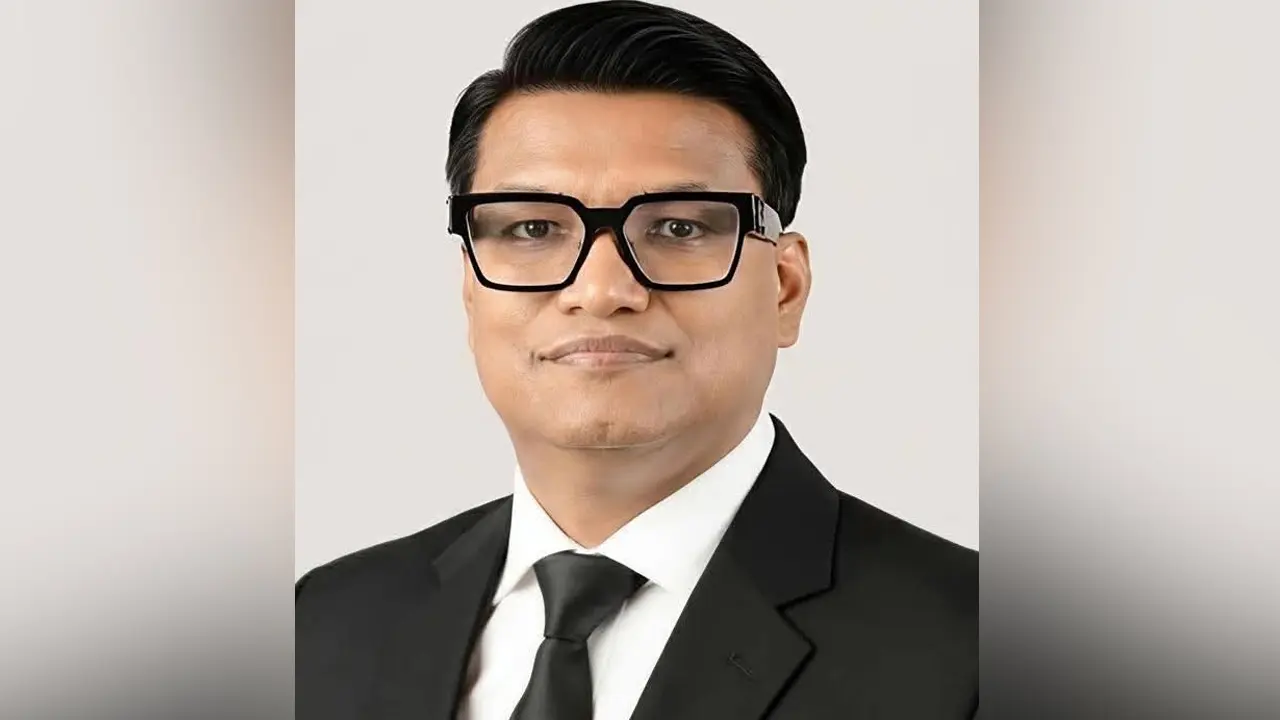 দুই এমপিকে ধরাশায়ী করে বড় ব্যবধানে বিজয়ী বিএনপির মাজেদ
