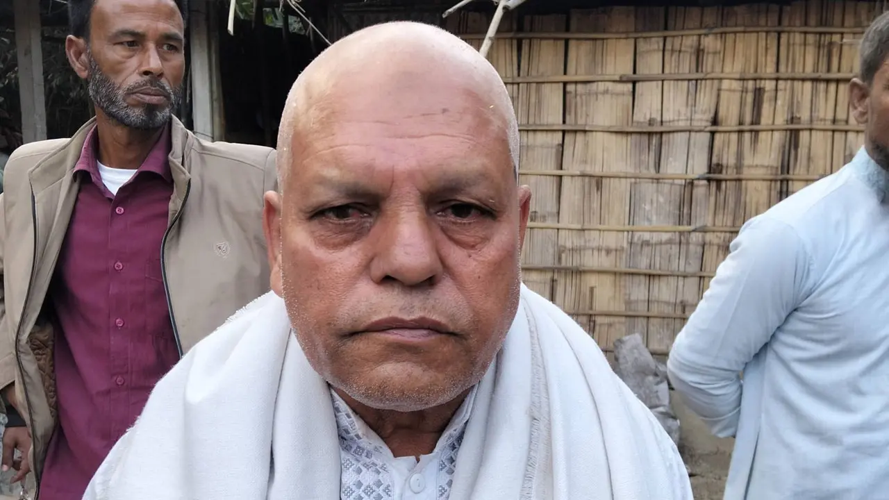 বিএনপি নেতার মাথা ন্যাড়া করে দিলেন কৃষক দল নেতা, থানায় মামলা