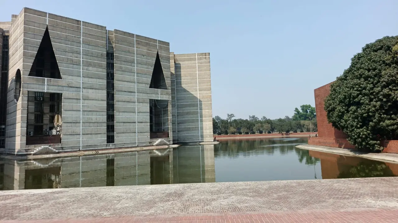 নবনির্বাচিত সদস্যদের স্বাগত জানাতে প্রস্তুত হচ্ছে সংসদ ভবন