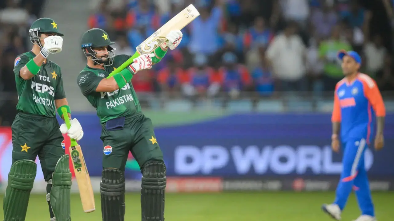 পাকিস্তানের ইউ টার্নে ১৯৮৫ কোটি টাকার লোকসান থেকে বাঁচল আইসিসি