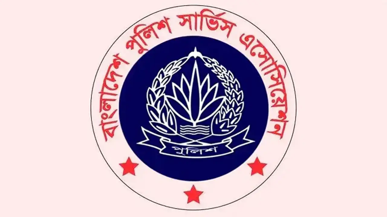 মতামত ছাড়াই পুলিশের পোশাক পরিবর্তন, পুনর্বিবেচনার আহ্বান